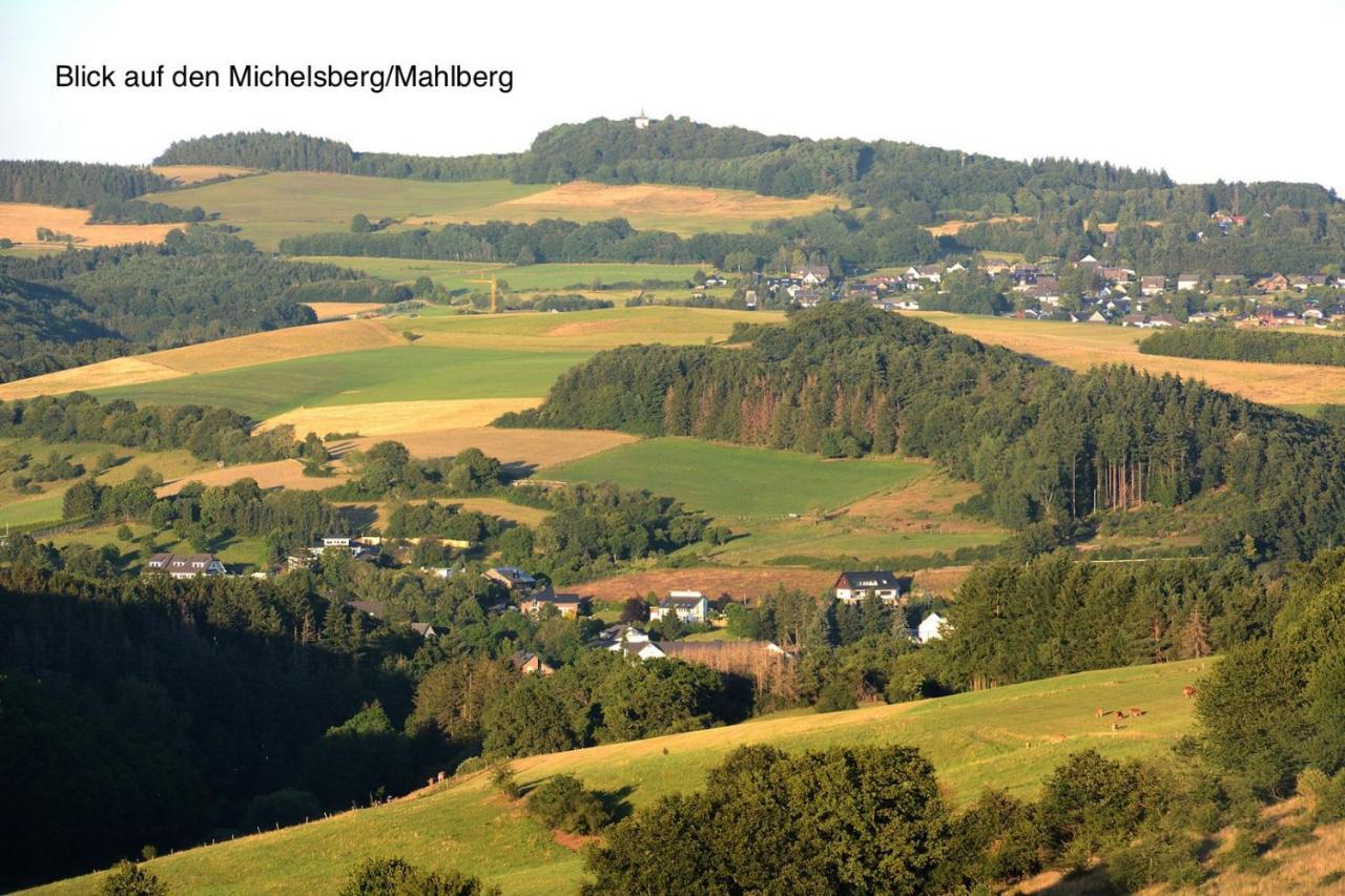 Wohlfuehloase Am Michelsberg Apartment บัดมึนสเตอร์ไอเฟิล ภายนอก รูปภาพ
